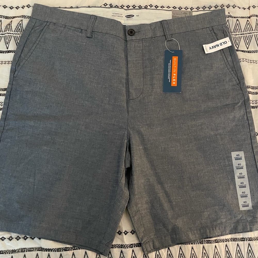 Old Navy Men’s Ultimate Slim Shorts size 40